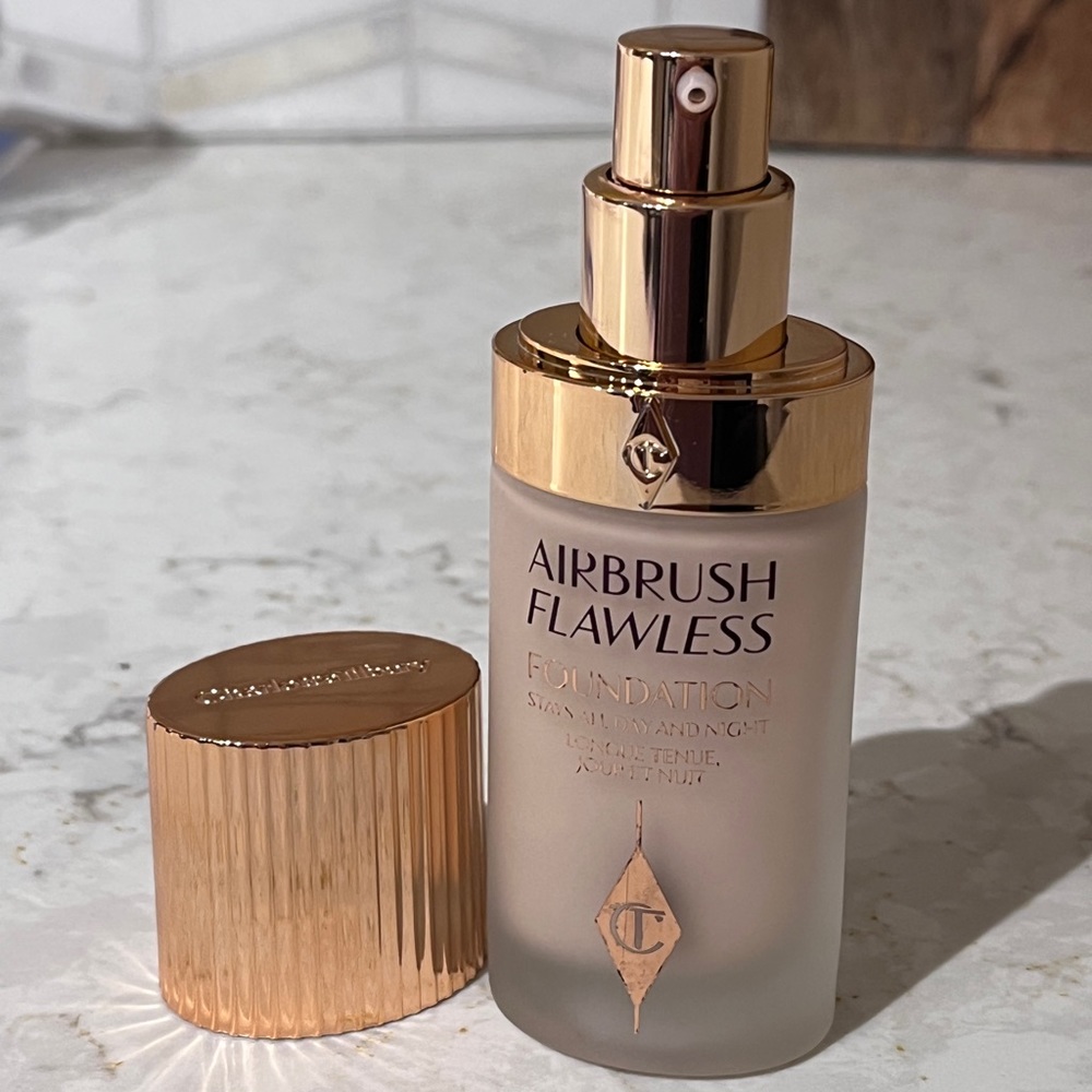 Charlotte Tilbury Airbrush Flawless Foundation